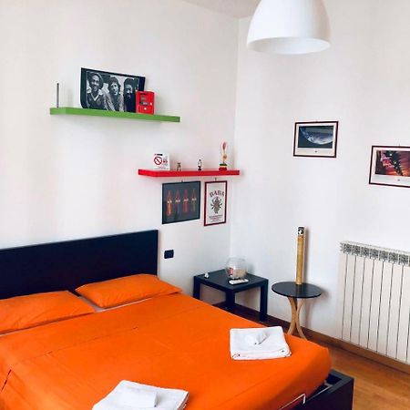 Bocconi Apartment Milan Bagian luar foto